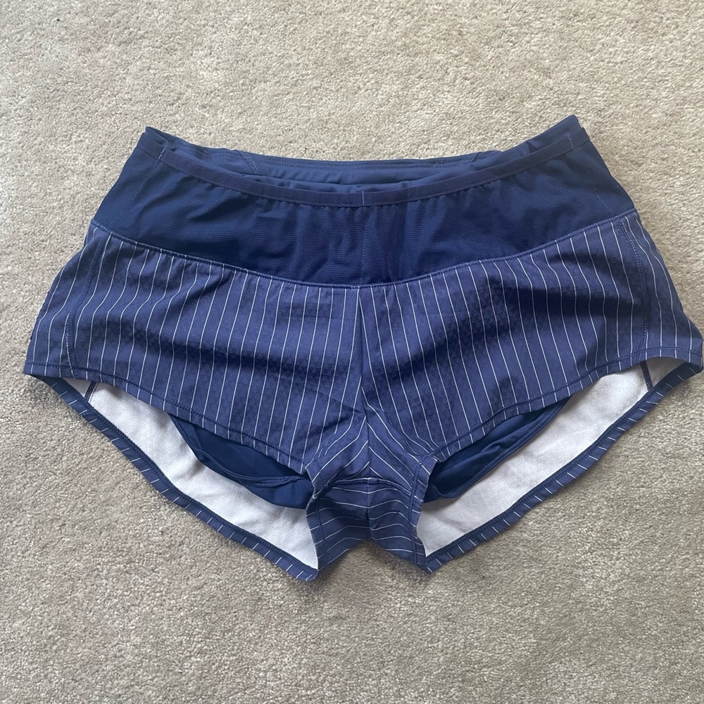 Oiselle | Mac toolbelt roga short | navy stripe | sz 4